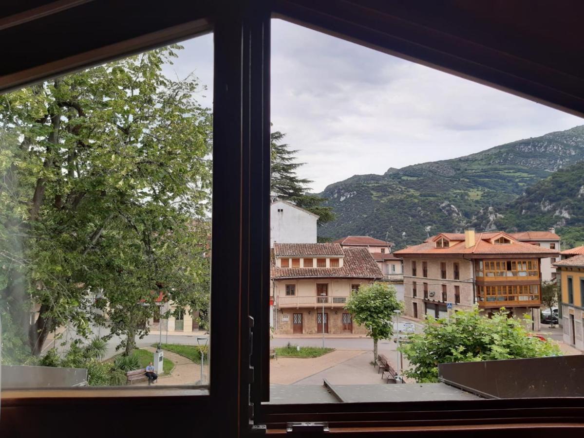 Hotel La Plaza Proaza Eksteriør bilde
